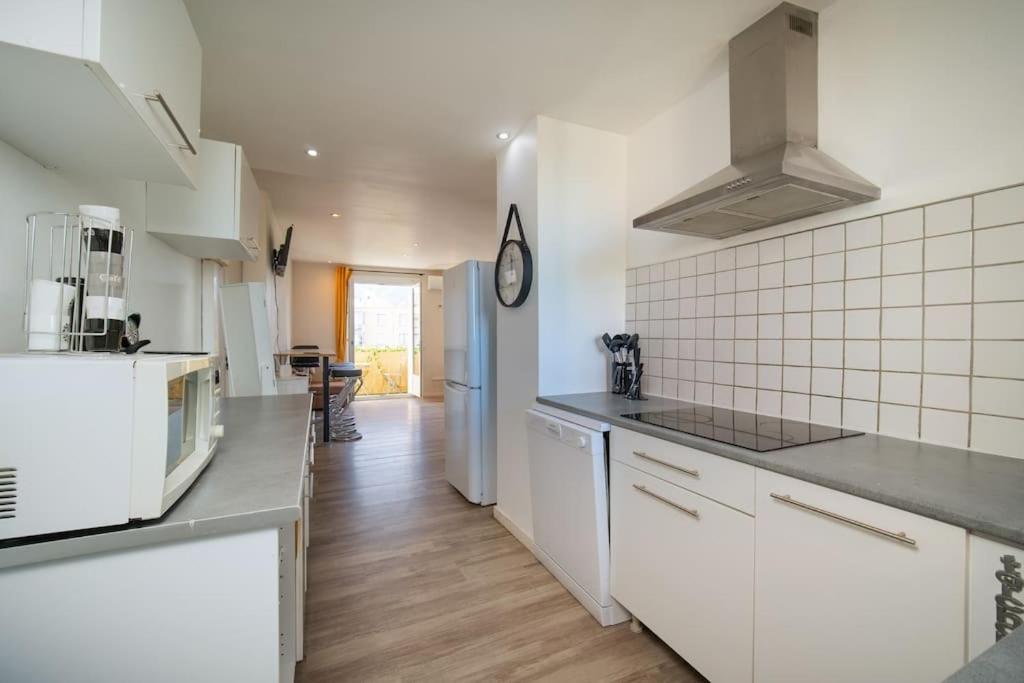 Air-Conditioned Apartment Sleeps 4 To 6 Parking Marselha Exterior foto